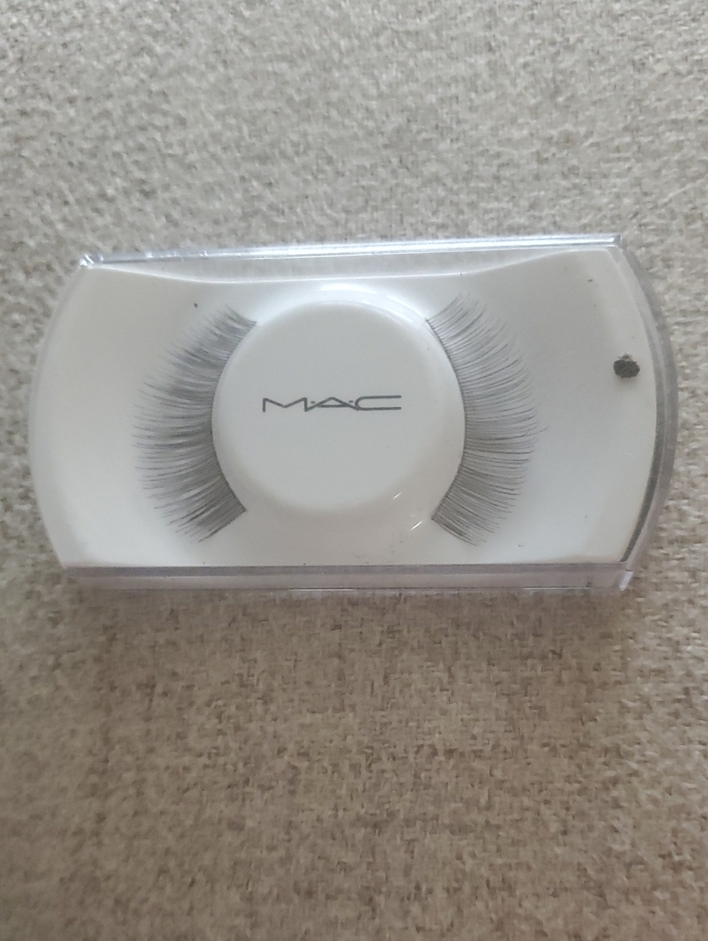 MAC Cosmetics False Eyelashes in Black